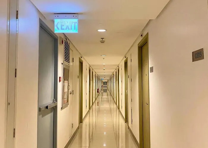 Rje Staycation Mall Of Near Airports Aparthotel